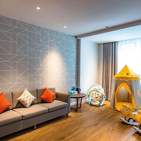 Holiday Inn Express Shantou City Center By Ihg Bagian luar foto