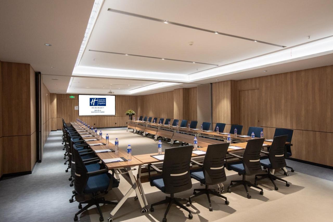 Holiday Inn Express Shantou City Center By Ihg Bagian luar foto