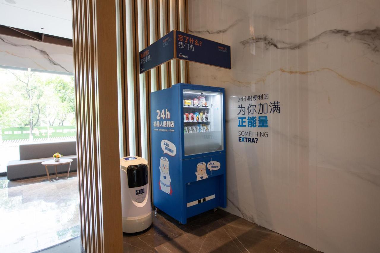 Holiday Inn Express Shantou City Center By Ihg Bagian luar foto