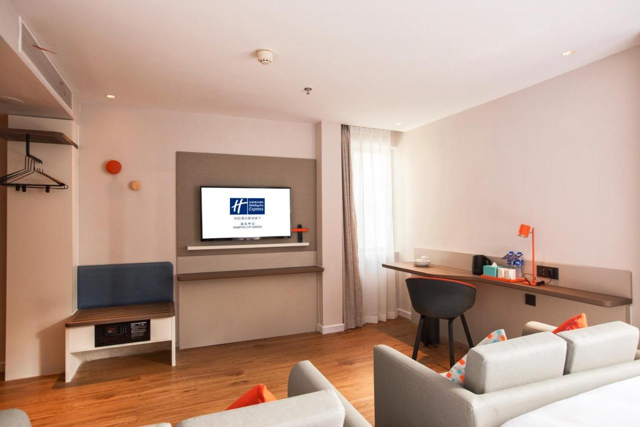 Holiday Inn Express Shantou City Center By Ihg Bagian luar foto